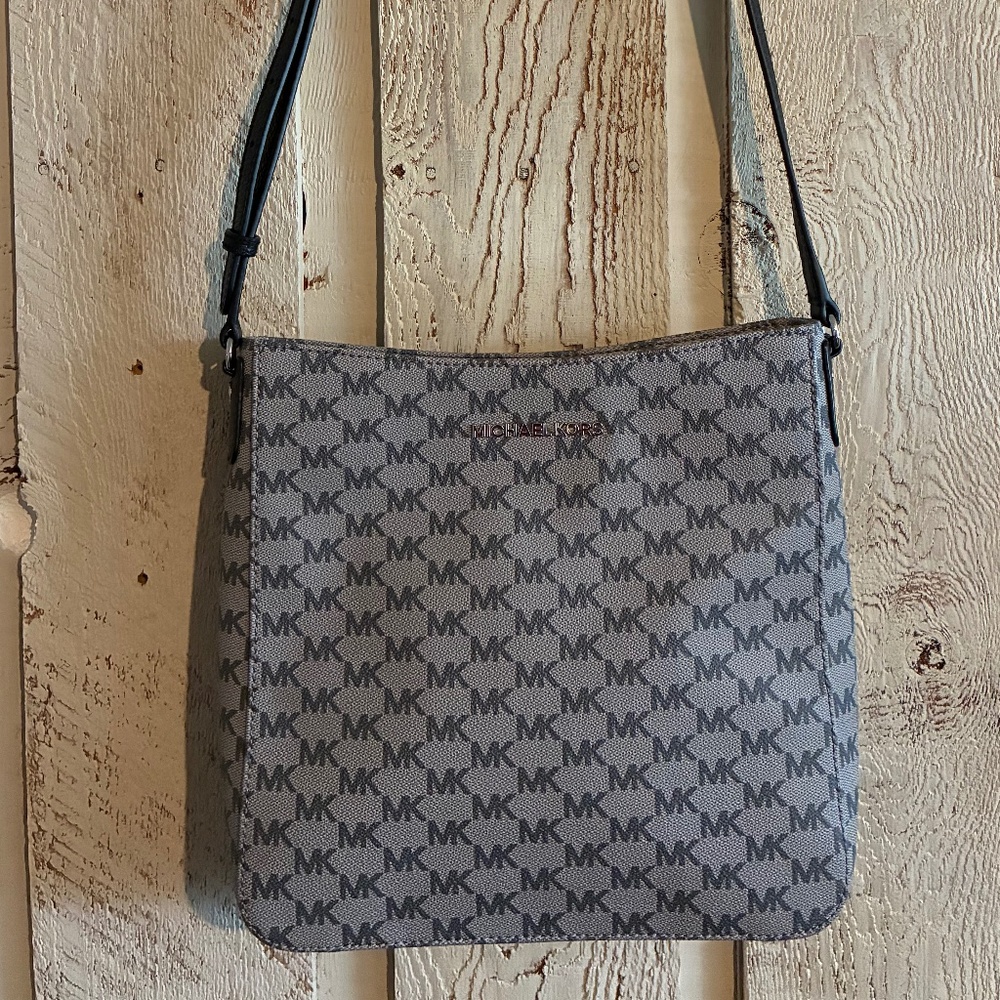 Michael Kors Messenger Crossbody Bag